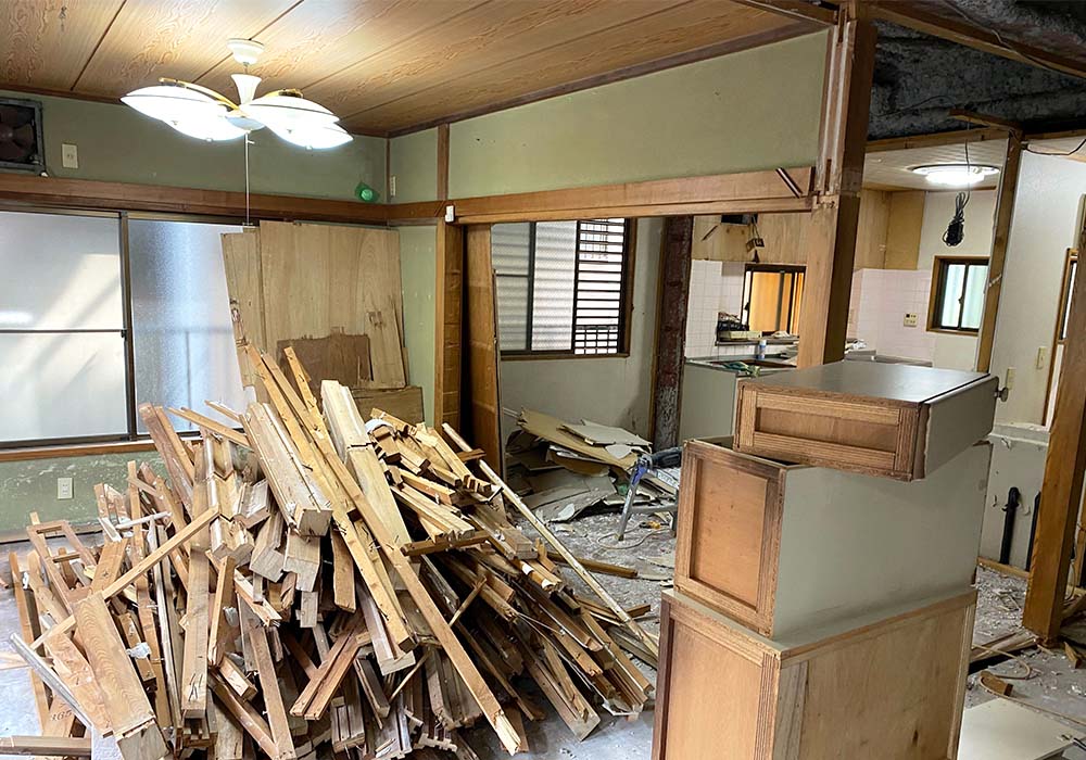 鉄骨造(S造)の内装リノベーション時の内装解体の発注の流れと施工事例