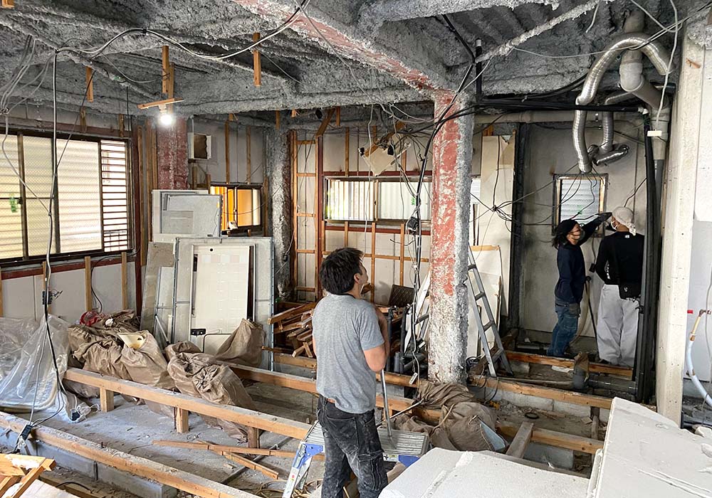 鉄骨造(S造)の内装リノベーション時の内装解体の発注の流れと
