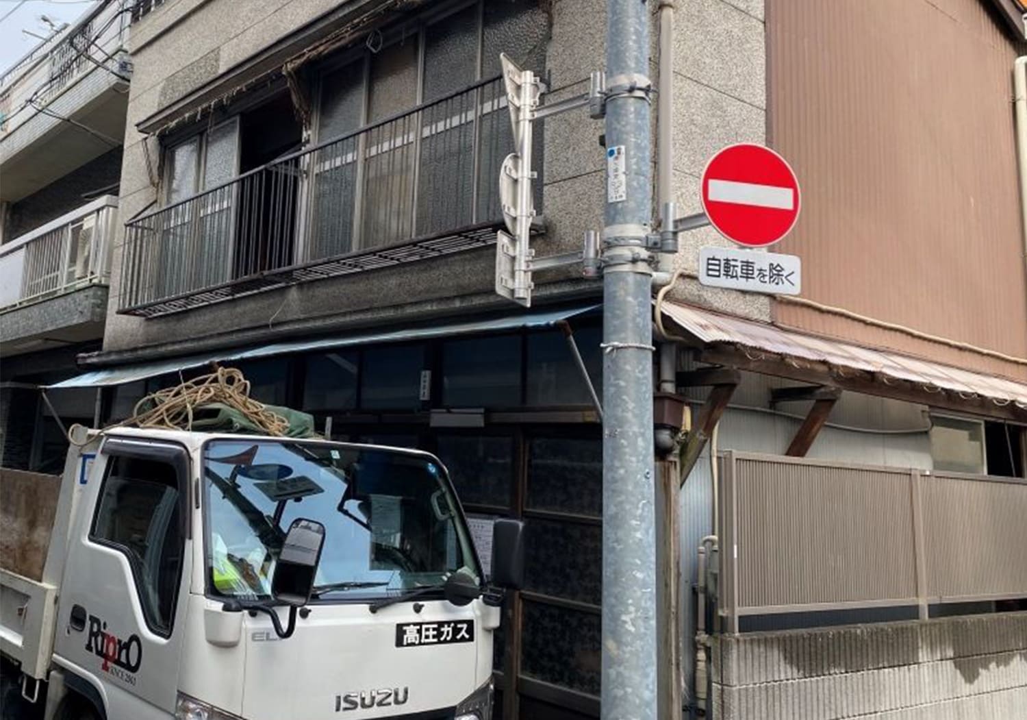 職長が行う住宅解体施工前のライフライン撤去手続き【施工画像で解説