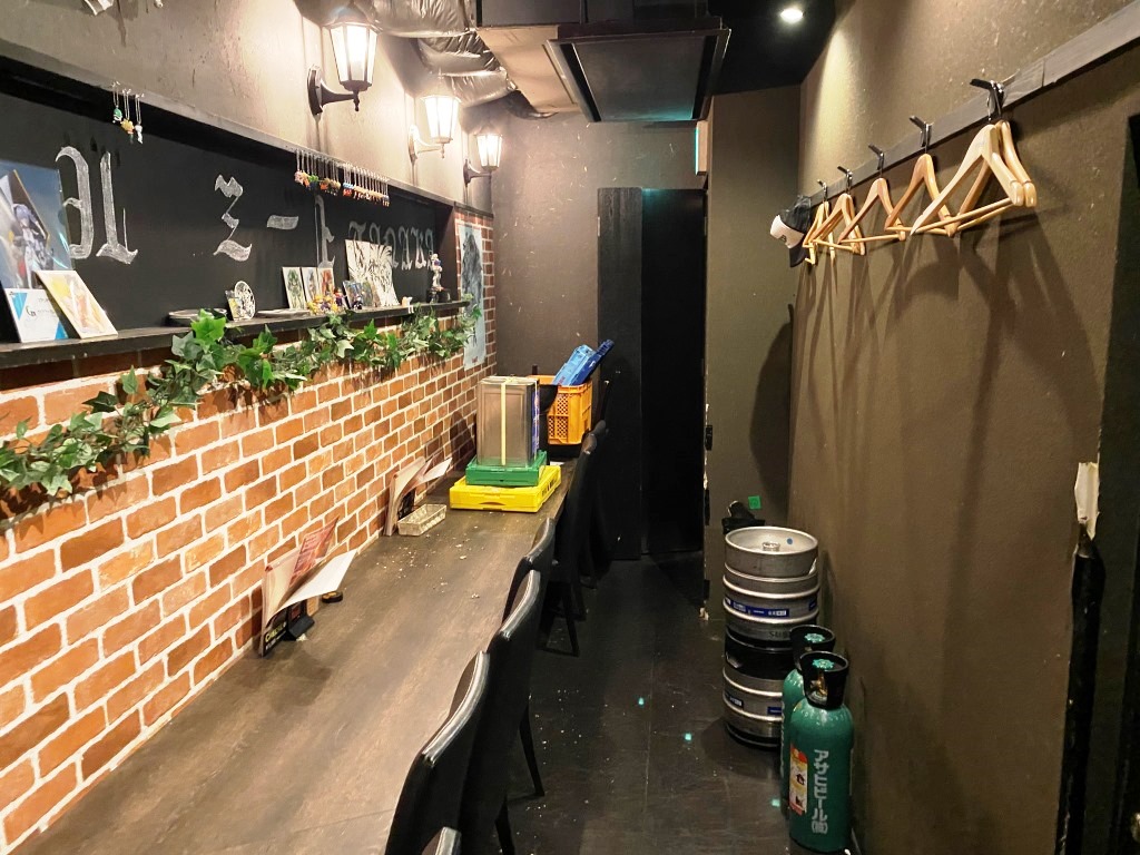 西新宿　飲食店内装解体工事